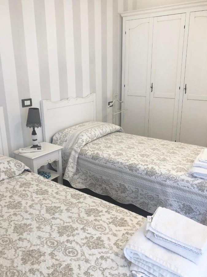 Bed and Breakfast La Rosa Bianca Rozzano Exterior foto